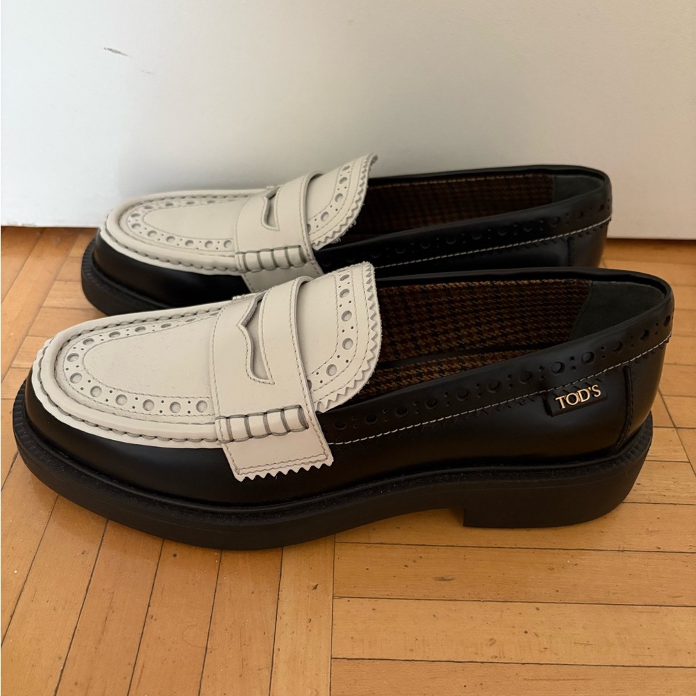 Tod's Leather Penny Loafers